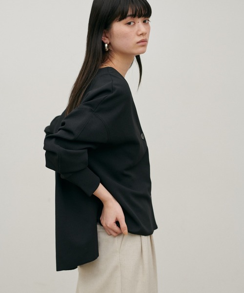 LARUTA(ラルータ)の「【LARUTA】サンディカットジャージーカーデ(カーディガン/ボレロ・レディース・オフホワイト/ブラック/ネイビー・MEDIUM)」の13枚目の写真