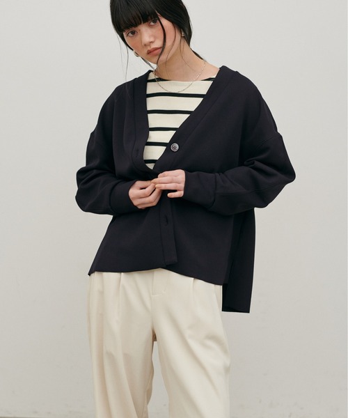 LARUTA(ラルータ)の「【LARUTA】サンディカットジャージーカーデ(カーディガン/ボレロ・レディース・オフホワイト/ブラック/ネイビー・MEDIUM)」の18枚目の写真