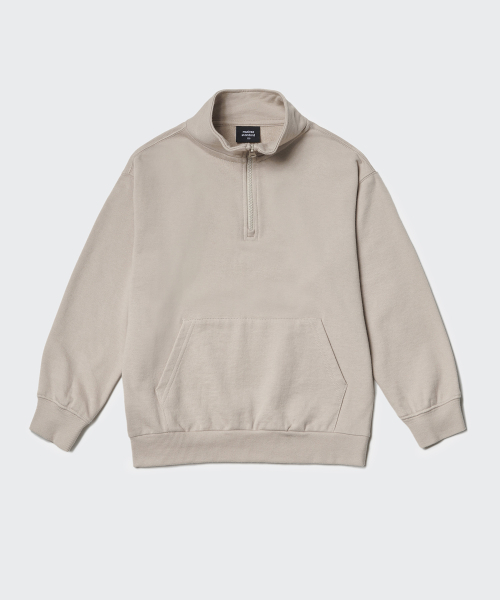 MUSINSA STANDARD KIDS（ムシンサスタンダードキッズ）の「オーバーサイズハーフジップスウェットシャツ[ダスティベージュ]（スウェット・レディース・その他・100/110/120/130/140/150/160）」の2枚目の写真