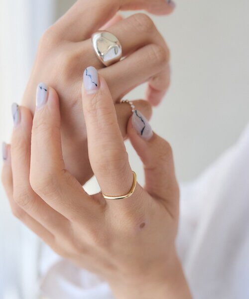 RIVE DROITE（リヴドロワ）の「予約【A・MONN(アモン)】スクエアリング（リング・レディース・ゴールド系その他6/シルバー系その他4・10）」の6枚目の写真