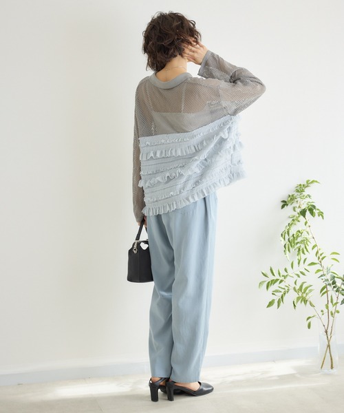 KATHARINE ROSS（キャサリンロス）の「【KATHARINE ROSS】メッシュフリルニットシャツ（シャツ/ブラウス・レディース・ホワイト/グレー・FREE）」の8枚目の写真