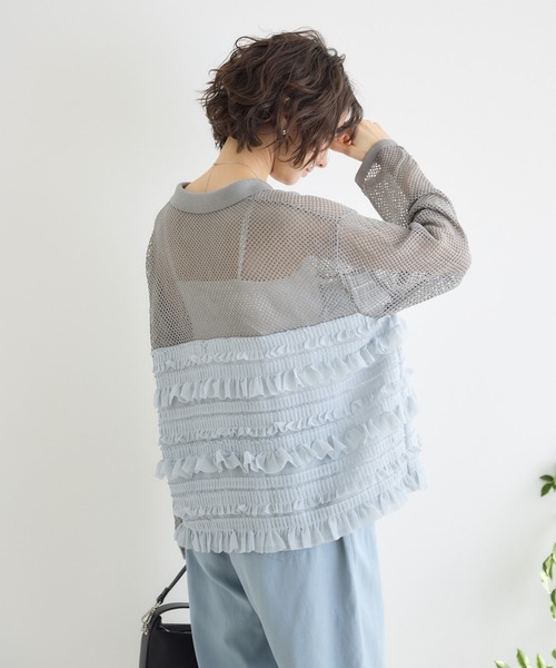 KATHARINE ROSS（キャサリンロス）の「【KATHARINE ROSS】メッシュフリルニットシャツ（シャツ/ブラウス・レディース・ホワイト/グレー・FREE）」の11枚目の写真