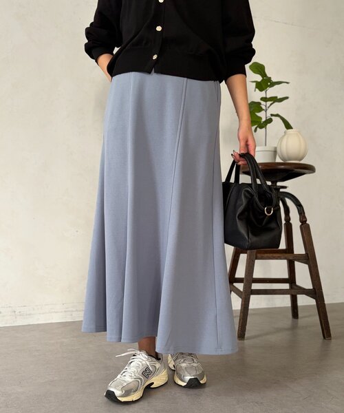 Chez toi（シェトワ）の「梨地セミフレアスカート（スカート・レディース・ブルー/ネイビー/オレンジ/ブラック・FREE）」の13枚目の写真