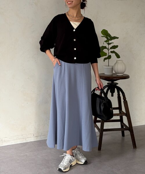 Chez toi（シェトワ）の「梨地セミフレアスカート（スカート・レディース・ブルー/ネイビー/オレンジ/ブラック・FREE）」の17枚目の写真