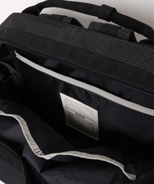 WILD THINGS(ワイルドシングス)の「【WILD THINGS】FLIGHT 2WAY BACKPACK(バックパック/リュック・メンズ・ライトグレー/ブラック・FREE)」の3枚目の写真