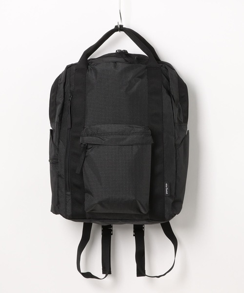 WILD THINGS(ワイルドシングス)の「【WILD THINGS】FLIGHT 2WAY BACKPACK(バックパック/リュック・メンズ・ライトグレー/ブラック・FREE)」の1枚目の写真
