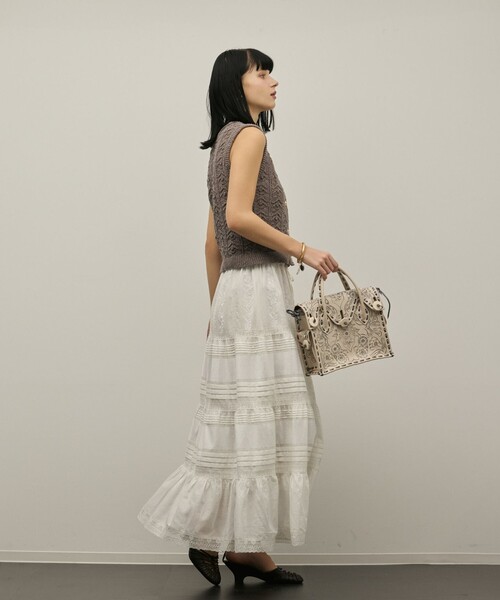 GRACE CONTINENTAL(グレースコンチネンタル)の「ピンタックティアードスカート(スカート・レディース・イエロー/ホワイト・36)」の19枚目の写真