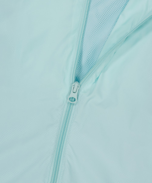 WKNDRS（ウィーキャンドース）の「LIGHTWEIGHT WINDBREAKER (S.BLUE)（ナイロンジャケット・レディース・その他・SMALL/MEDIUM/LARGE）」の4枚目の写真