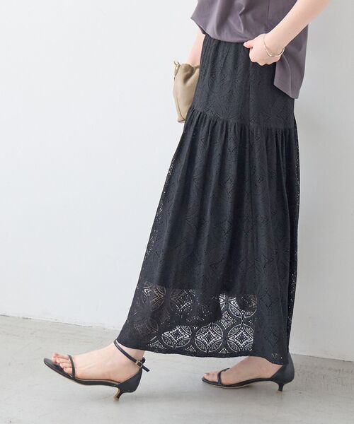 le.coeur blanc（ルクールブラン）の「レースギャザーキリカエスカート（スカート・レディース・オフホワイト/ブラック・38）」の22枚目の写真