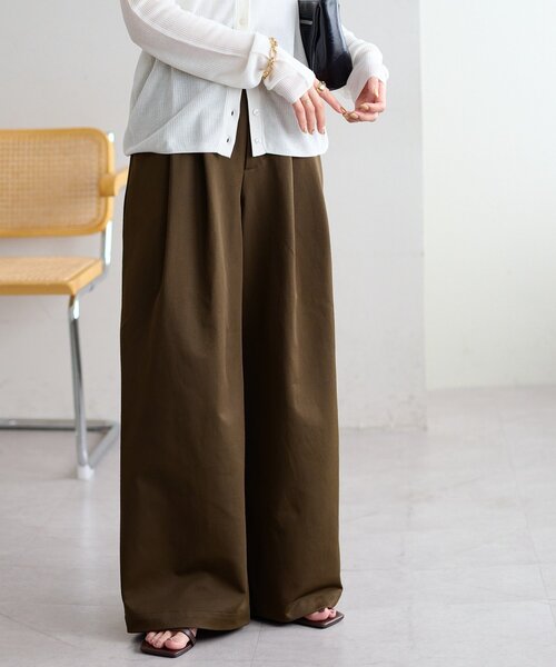 DISCOAT(ディスコート)の「2タックワイドストレッチチノ(その他パンツ・レディース・ベージュ/ブラウン/アイボリー・SMALL/MEDIUM/LARGE)」の3枚目の写真