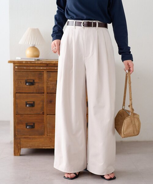 DISCOAT(ディスコート)の「2タックワイドストレッチチノ(その他パンツ・レディース・ベージュ/ブラウン/アイボリー・SMALL/MEDIUM/LARGE)」の2枚目の写真