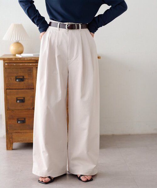 DISCOAT(ディスコート)の「2タックワイドストレッチチノ(その他パンツ・レディース・ベージュ/ブラウン/アイボリー・SMALL/MEDIUM/LARGE)」の4枚目の写真