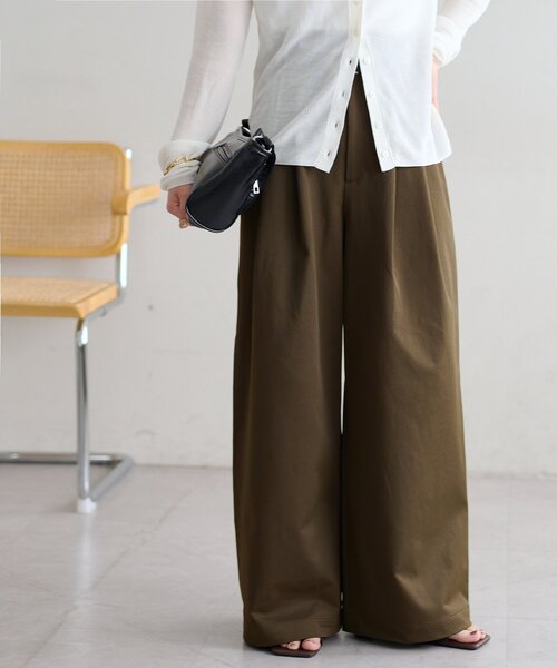 DISCOAT(ディスコート)の「2タックワイドストレッチチノ(その他パンツ・レディース・ベージュ/ブラウン/アイボリー・SMALL/MEDIUM/LARGE)」の16枚目の写真