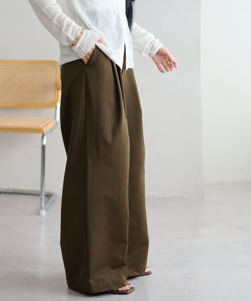 DISCOAT(ディスコート)の「2タックワイドストレッチチノ(その他パンツ・レディース・ベージュ/ブラウン/アイボリー・SMALL/MEDIUM/LARGE)」の18枚目の写真