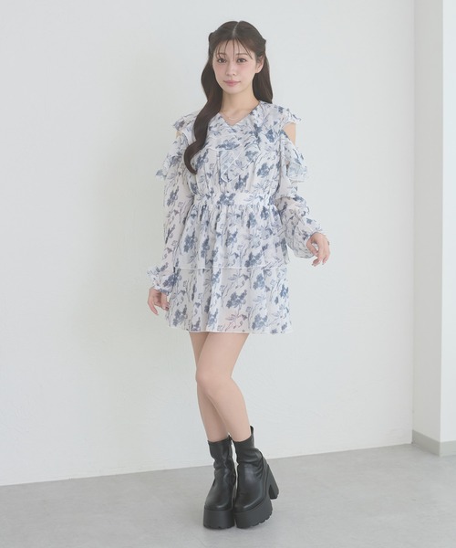 Ambre Neige(アンブルネージュ)の「ruffle design flower mini dress / ラッフルデザインハナガラミニワンンピース(ワンピース・レディース・オフホワイト/ブラック・FREE)」の10枚目の写真