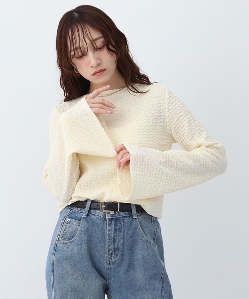 NOAHL(ノアル)の「【NOAHL】フレアスリーブジャガードトップス(Tシャツ/カットソー・レディース・イエロー/アイボリー/ブラック・FREE)」の2枚目の写真