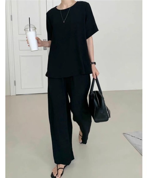FAVORITO(ファヴォリート)の「リボントップスワイドパンツセットアップ(セットアップ・レディース・ベージュ/ブラック・F)」の5枚目の写真