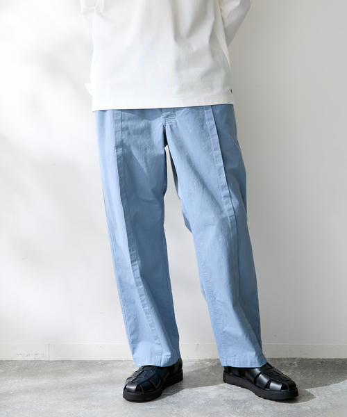 B.C STOCK（ベーセーストック）の「Twill tuck PT（その他パンツ・メンズ・ホワイト/エメラルドブルー/チャコールグレー・FREE）」の3枚目の写真