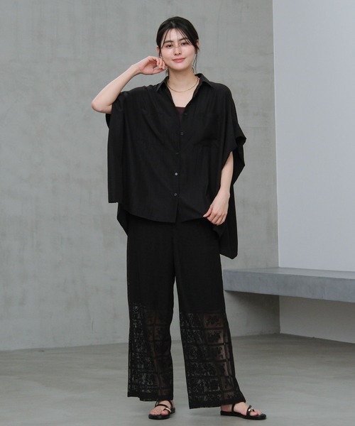 LAKOLE(ラコレ)の「シアーポンチョシャツ / 671836(シャツ/ブラウス・レディース・ブラック/アイボリー/ラベンダー/ブラウン・FREE)」の6枚目の写真
