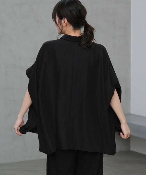 LAKOLE(ラコレ)の「シアーポンチョシャツ / 671836(シャツ/ブラウス・レディース・ブラック/アイボリー/ラベンダー/ブラウン・FREE)」の13枚目の写真