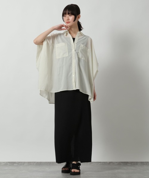 LAKOLE(ラコレ)の「シアーポンチョシャツ / 671836(シャツ/ブラウス・レディース・ブラック/アイボリー/ラベンダー/ブラウン・FREE)」の15枚目の写真