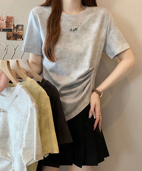 2ly2(トゥーリートゥー)の「タイダイ風デザイン ドレープトップス(Tシャツ/カットソー・レディース・アイボリー/ブルー/イエロー/グレー・FREE)」の12枚目の写真