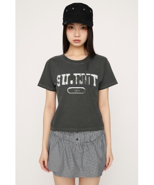 SLY（スライ）の「【SNSで話題！】LOGO ON PATCH T/SH ロゴオンパッチティーシャツ 春服 夏服（Tシャツ/カットソー・レディース・ライトイエロー/ライトピンク/ライトブラック/ネイビー・FREE）」の8枚目の写真