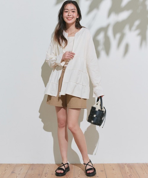 yori ♣︎ 新品 ヨリ ティアードメッシュラッシュガード ホワイト 未使用に近い♡ヨリ yori ティアードメッシュラッシュガード ホワイト