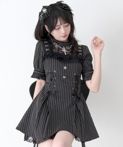 DearMyLove(ディアマイラブ)の「十字架チェーンチョーカー風レースアップ半袖ワンピース(ワンピース・レディース・ブラック/パープル/ストライプ・LARGE/3L/MEDIUM)」の8枚目の写真
