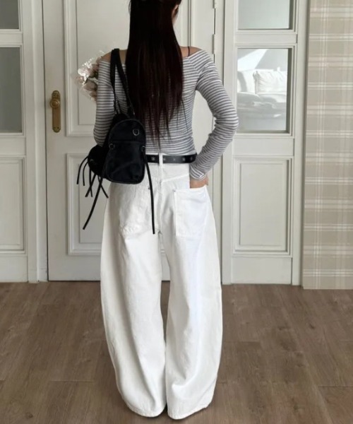 FREE STYLISTS（フリー スタイリスト）の「YUGA_YGMC　　Korean-style  Flower embroidered barrel pants（デニムパンツ・レディース・ホワイト・S/M/L）」の6枚目の写真