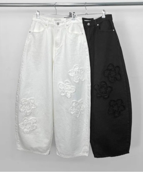 FREE STYLISTS（フリー スタイリスト）の「YUGA_YGMC　　Korean-style  Flower embroidered barrel pants（デニムパンツ・レディース・ホワイト・S/M/L）」の14枚目の写真