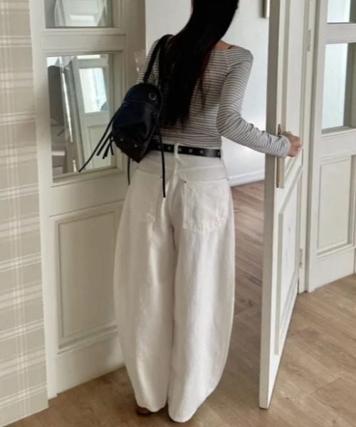 FREE STYLISTS（フリー スタイリスト）の「YUGA_YGMC　　Korean-style  Flower embroidered barrel pants（デニムパンツ・レディース・ホワイト・S/M/L）」の13枚目の写真