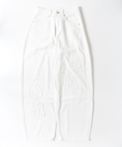FREE STYLISTS（フリー スタイリスト）の「YUGA_YGMC　　Korean-style  Flower embroidered barrel pants（デニムパンツ・レディース・ホワイト・S/M/L）」の15枚目の写真