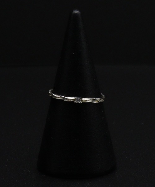 Bilan(ビラン)の「【BILAN】Zirconia Twist Ring/ジルコニアツイストリング(リング・レディース・ゴールド/ピンクゴールド/シルバー・10号/11号/9号/14号/12号)」の2枚目の写真
