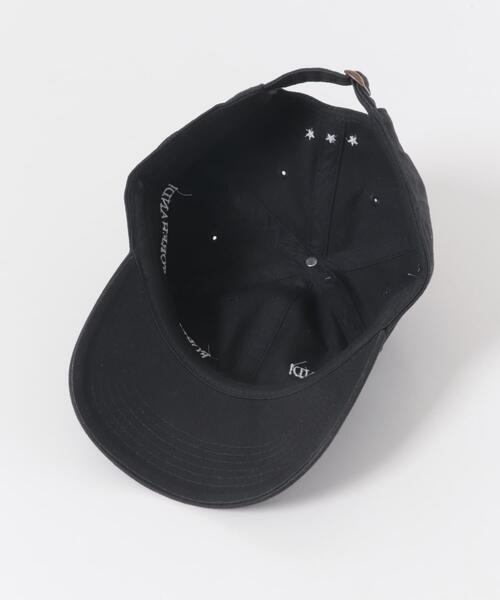 URBAN RESEARCH（アーバンリサーチ）の「URBAN RESEARCH×MARTY SUPREME×A24　TABLE TENNIS WORD CAP（キャップ・メンズ・レッド/ブラック・FREE）」の5枚目の写真