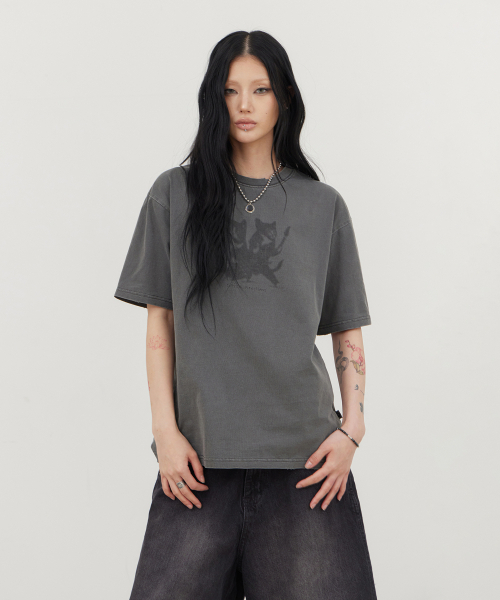 TONY LAWRENCE（トニーローレンス）の「ピグメントキャットグラフィック半袖Tシャツチャコール（Tシャツ/カットソー・メンズ・その他・1/2）」の5枚目の写真