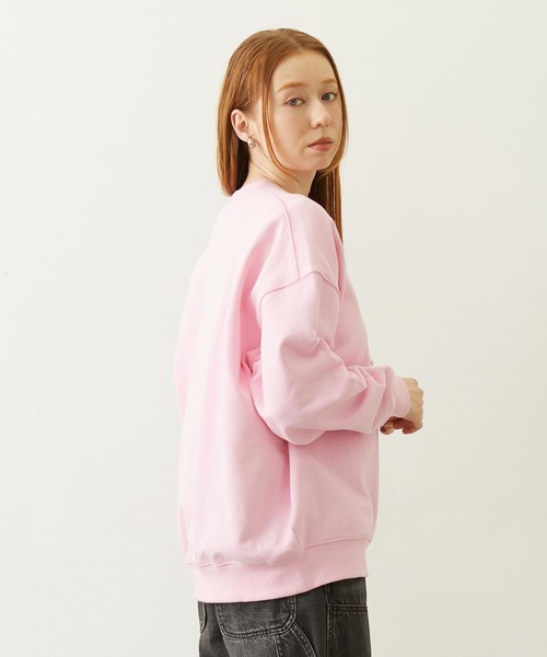 MILKFED.(ミルクフェド)の「ICING LOGO SAGARA WIDE CREW SWEAT TOP(スウェット・レディース・ピンク/チャコール/オフホワイト・M/L)」の6枚目の写真