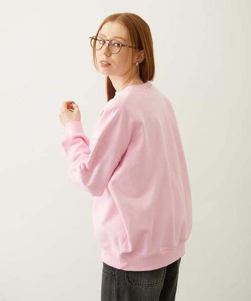 MILKFED.(ミルクフェド)の「ICING LOGO SAGARA WIDE CREW SWEAT TOP(スウェット・レディース・ピンク/チャコール/オフホワイト・M/L)」の8枚目の写真