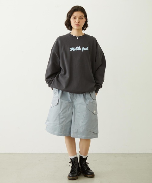 MILKFED.(ミルクフェド)の「ICING LOGO SAGARA WIDE CREW SWEAT TOP(スウェット・レディース・ピンク/チャコール/オフホワイト・M/L)」の19枚目の写真