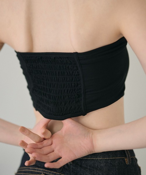 LAULEN(ローレン)の「back shirring cup In bandeau /バックシャーリングカップインベアトップ(チューブトップ・レディース・アイボリー/ブラック・FREE)」の18枚目の写真