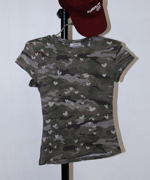WESTSEA(ウエストシー)の「ハートカモフラージュ コンパクトフィット 半袖Tシャツ(Tシャツ/カットソー・レディース・ブラック/ホワイト・FREE)」の1枚目の写真