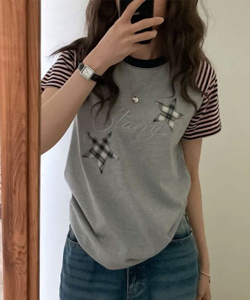 VIVID LADY(ビビッドレディー)の「チェックスターワッペン ラグラン半袖Tシャツ(Tシャツ/カットソー・レディース・グレー/ネイビー/アイボリー・FREE)」の7枚目の写真
