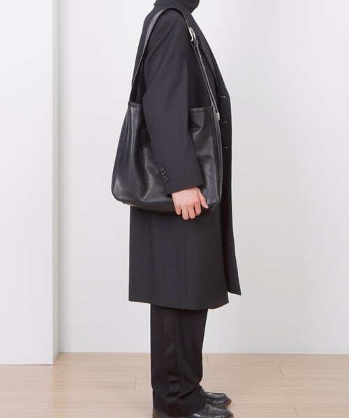 Never mind the XU / Chikashitsu+(ネバーマインド ザ エックスユー / チカシツプラス)の「【HAH ARCHIVE】HH Belted Bag 2-Way / 【ハーアーカイブ】HHベルテッドバッグ2ウェイワンショルダーバッグ(ショルダーバッグ・メンズ・ブラウン/ブラック・ONE SIZE)」の20枚目の写真
