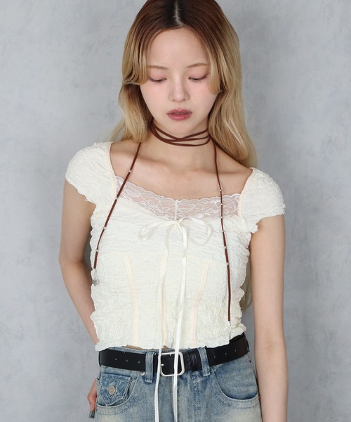 BARELY BLUE(ベアリーブルー)の「【 BARELY BLUE / ベアリーブルー 】 レース グランジ コンパクト トップス(Tシャツ/カットソー・レディース・アイボリー/ブラウン・FREE)」の3枚目の写真