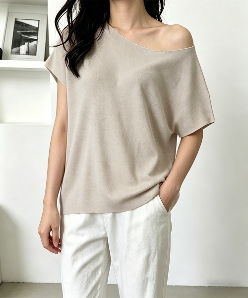 Miniministore(ミニミニストア)の「サマーニットトップス ワンショルダー夏服(Tシャツ/カットソー・レディース・ライトブルー/ブラック/ホワイト/ピンク/グレー/イエロー/パープル/ベージュ・FREE)」の5枚目の写真