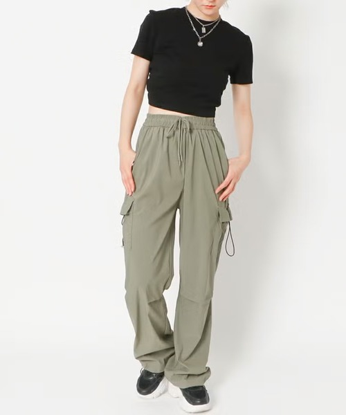 GORGE(ゴージ)の「ナイロンストレッチカーゴパンツ(カーゴパンツ・レディース・キャメル/アイボリー/カーキ・F)」の13枚目の写真