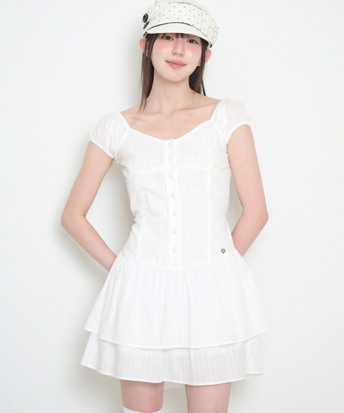 ILLIGO(イリゴ)の「パフフリルワンピースホワイト(ワンピース・レディース・その他・SMALL/MEDIUM)」の2枚目の写真
