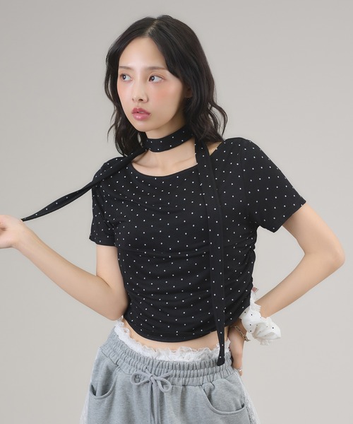 apres jour mignon(アプレジュールミニョン)の「タイ付きドットTシャツ(Tシャツ/カットソー・レディース・ブラウン系その他/オフホワイト/ブラック・LARGE/フリー)」の2枚目の写真