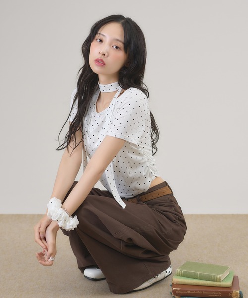 apres jour mignon(アプレジュールミニョン)の「タイ付きドットTシャツ(Tシャツ/カットソー・レディース・ブラウン系その他/オフホワイト/ブラック・LARGE/フリー)」の10枚目の写真