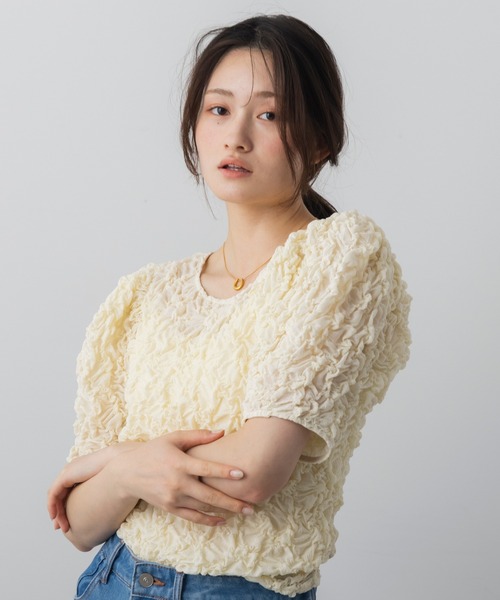 シャーリングフラワーテクスチャートップス（Tシャツ/カットソー 